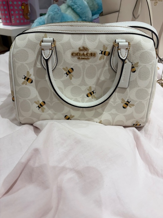 Coach Handbags - Coach bumblebee bag